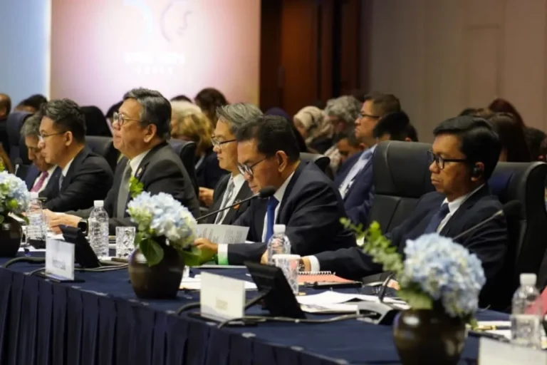 APEC MRT 2025 digelar di Jeju, Korea Selatan bahas penguatan perdagangan digital dan rantai pasok.